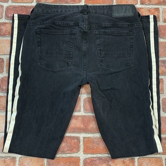Pacsun men’s stacked skinny jeans. Size 30 - Picture 3 of 8